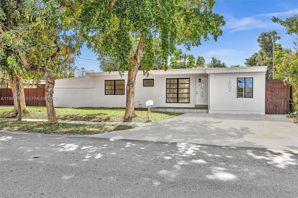 1600 SW 9th Street Fort Lauderdale FL 33312