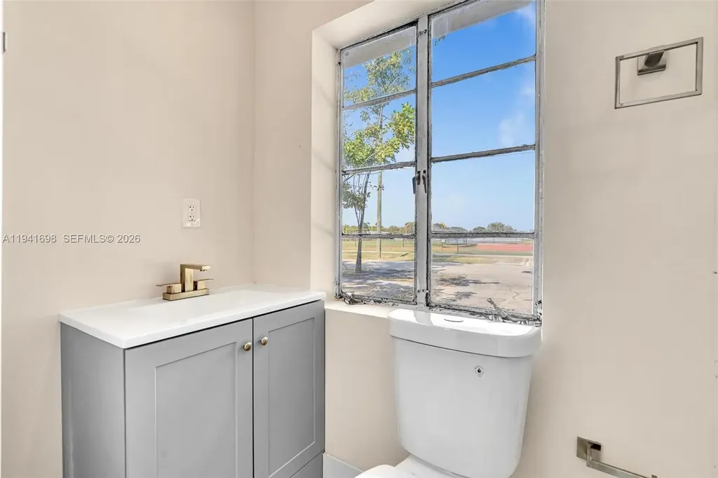 1600 SW 9th Street Fort Lauderdale FL 33312