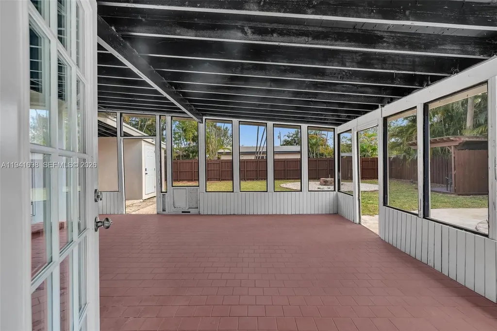 1600 SW 9th Street Fort Lauderdale FL 33312