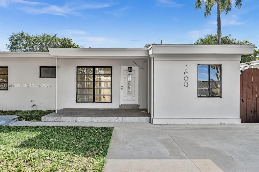 1600 SW 9th Street Fort Lauderdale FL 33312
