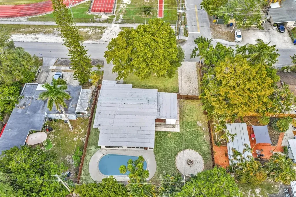 1600 SW 9th Street Fort Lauderdale FL 33312