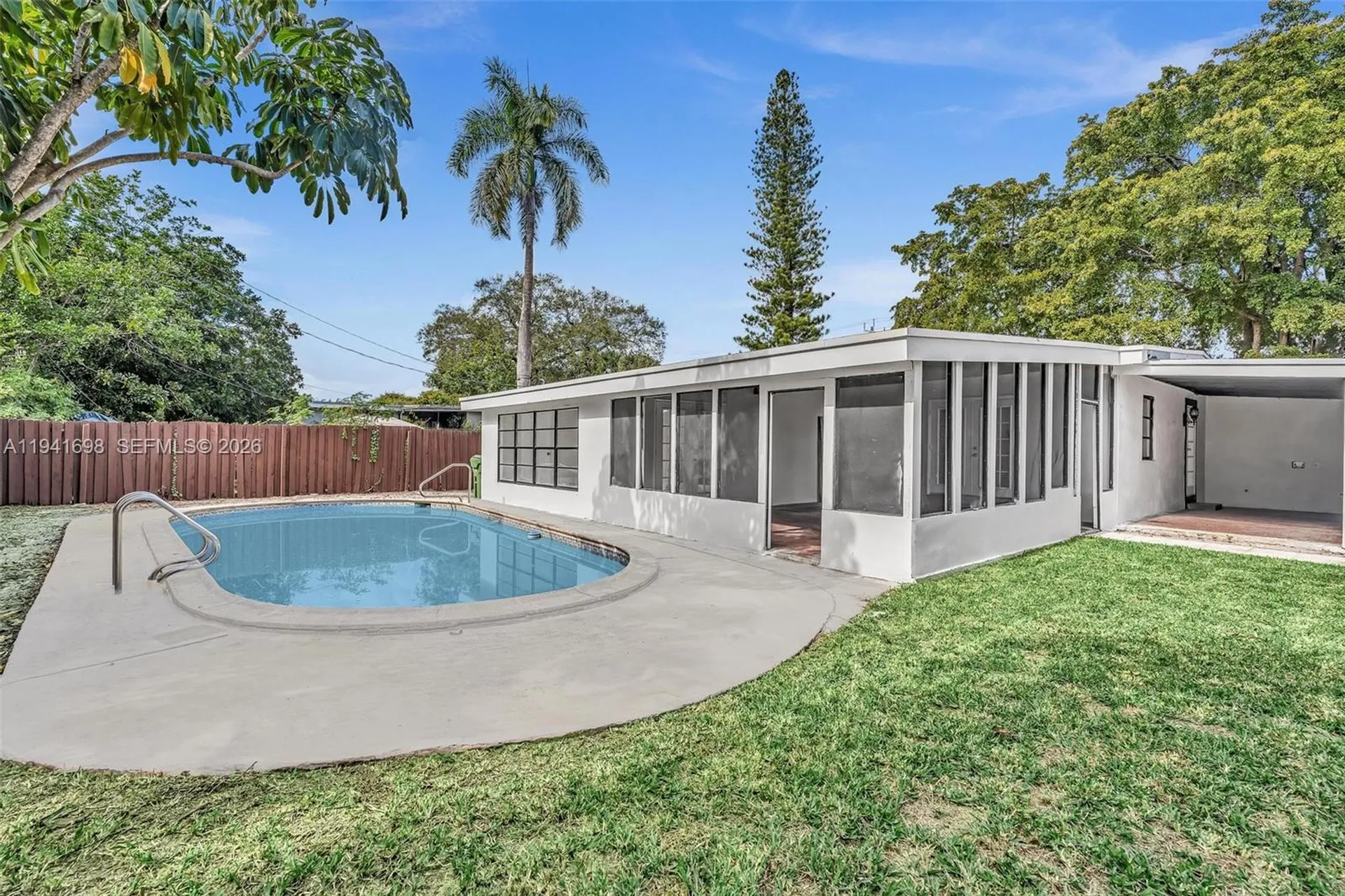 1600 SW 9th Street Fort Lauderdale FL 33312