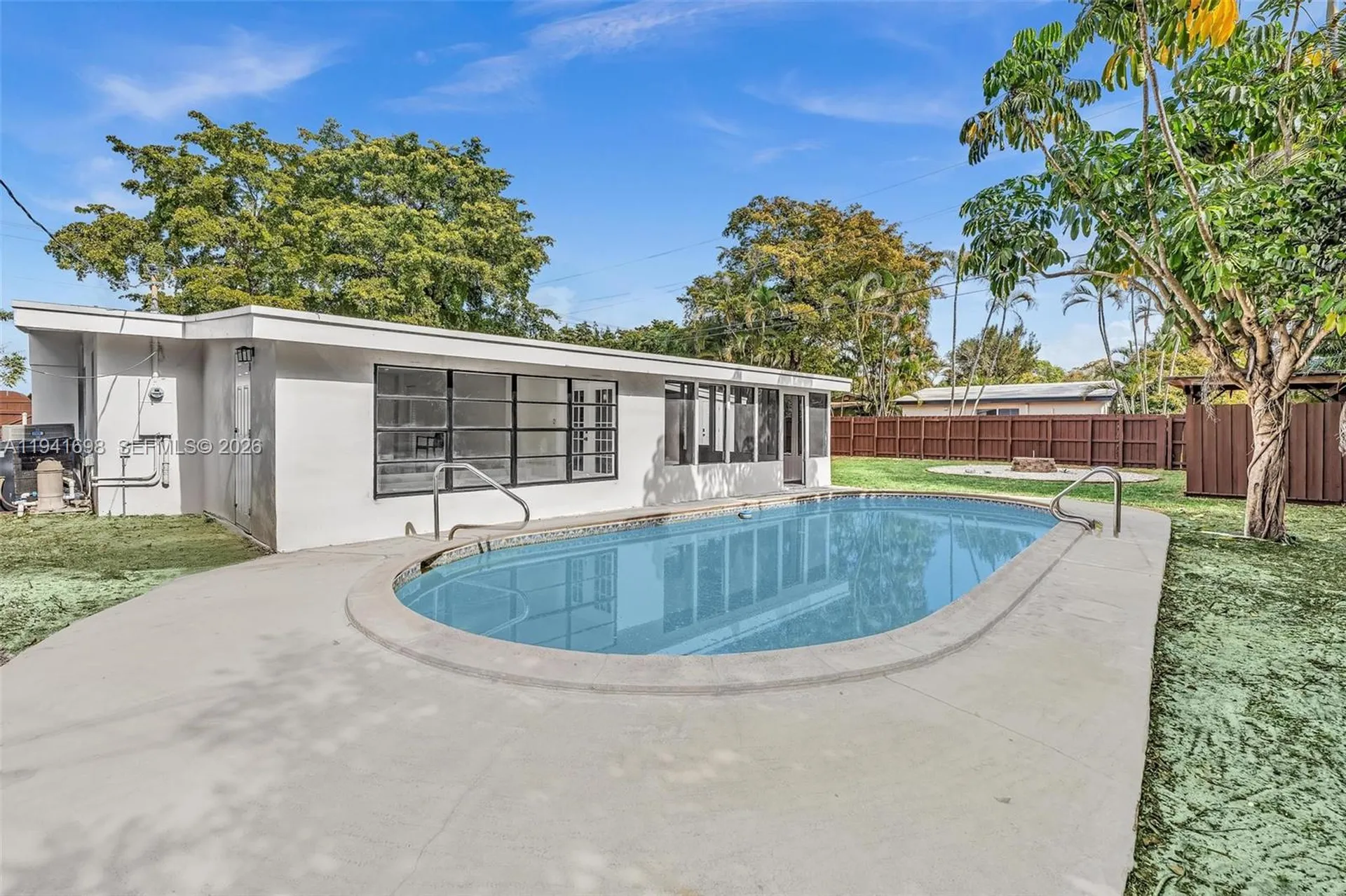 1600 SW 9th Street Fort Lauderdale FL 33312