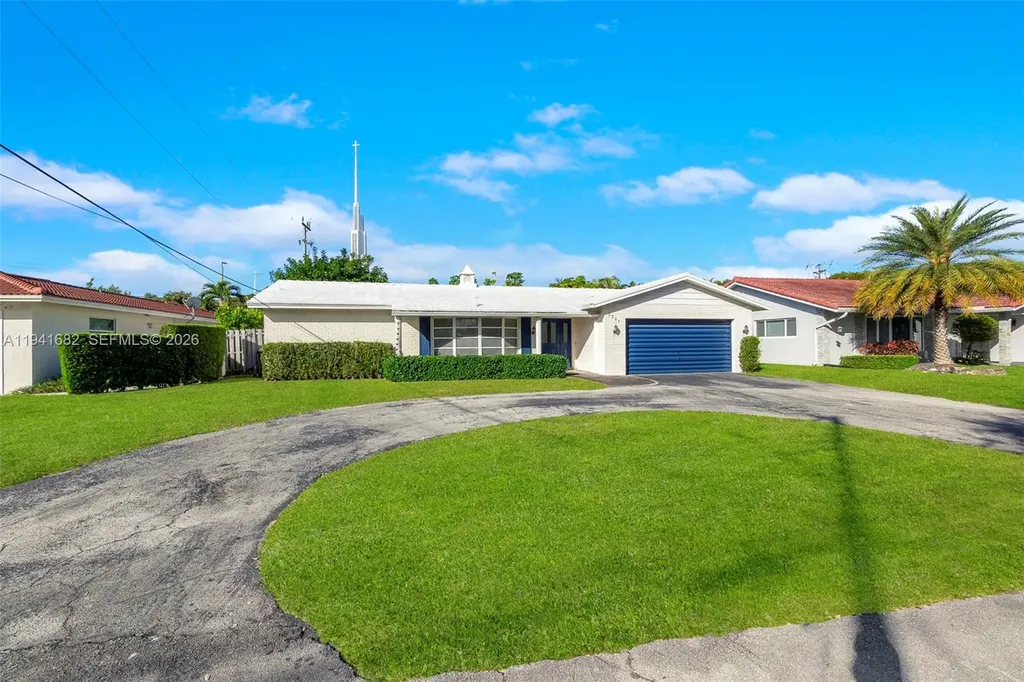 5561 NE 26th Avenue Fort Lauderdale FL 33308