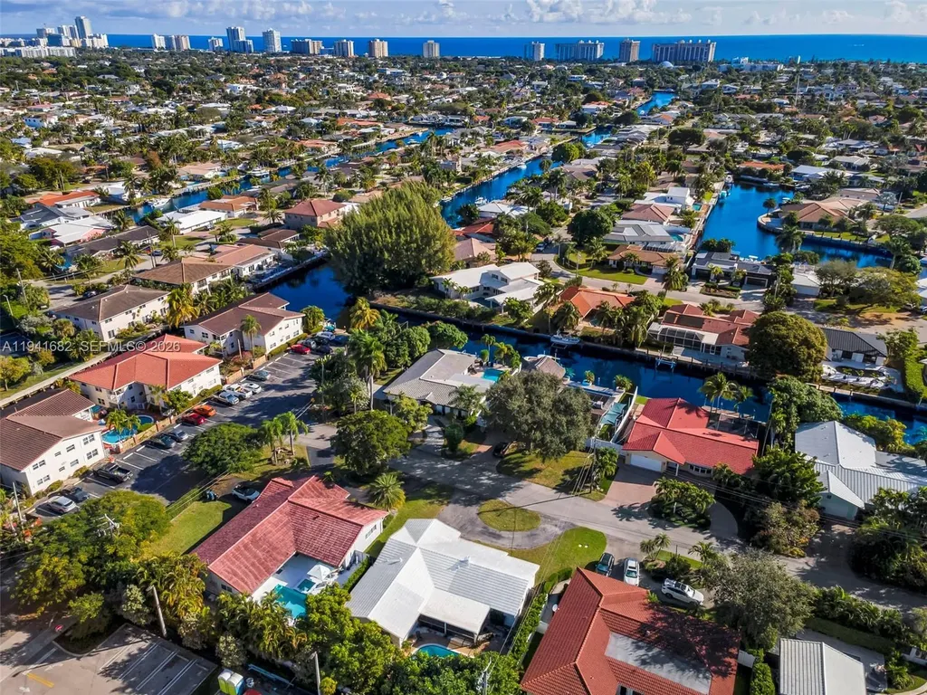 5561 NE 26th Avenue Fort Lauderdale FL 33308