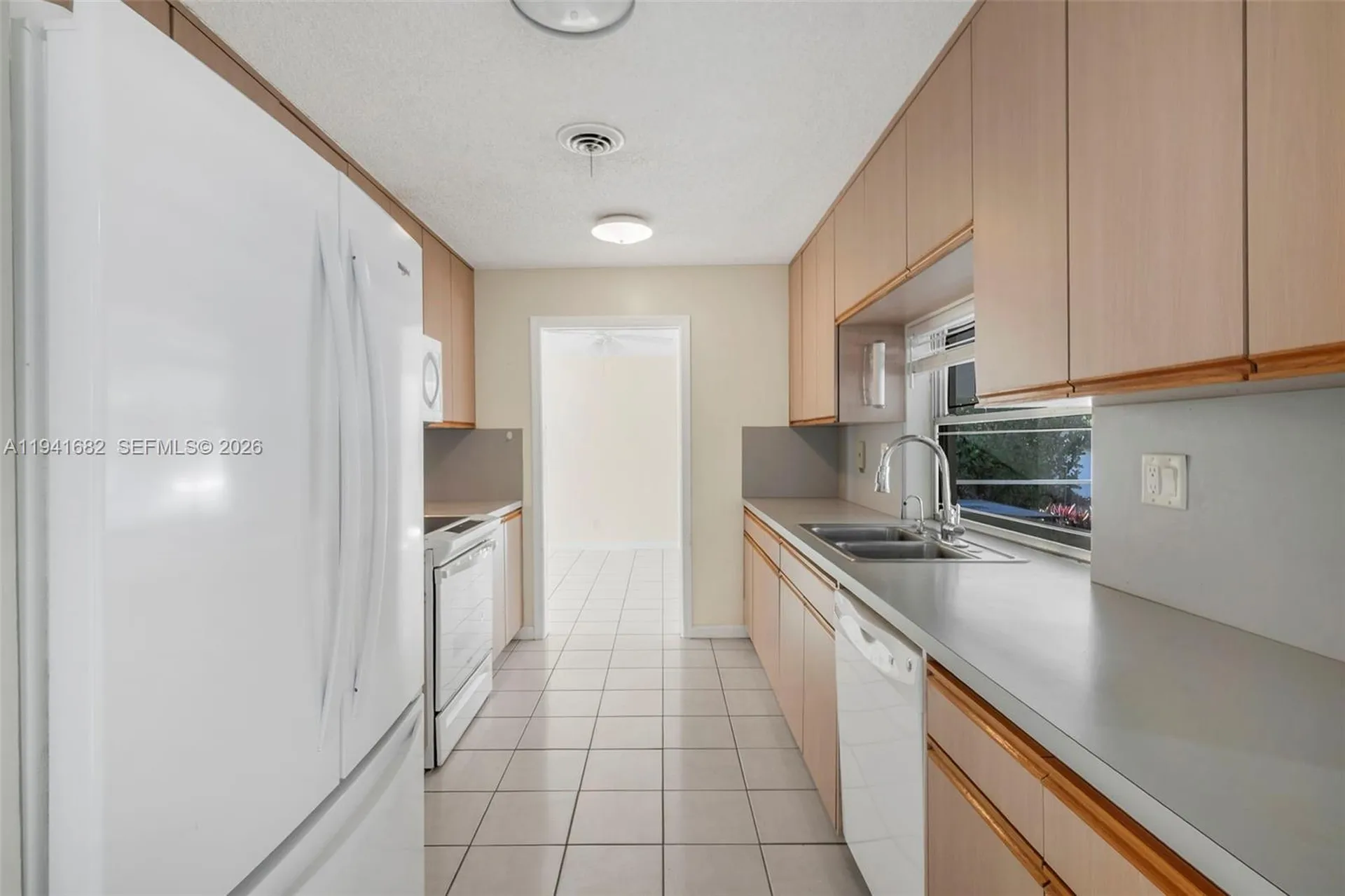 5561 NE 26th Avenue Fort Lauderdale FL 33308