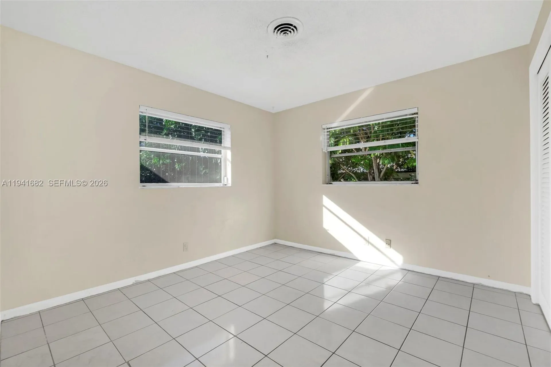 5561 NE 26th Avenue Fort Lauderdale FL 33308