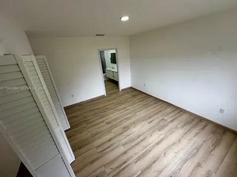 722 NW 6 Court Florida City FL 33034