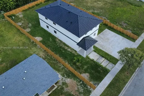 722 NW 6 Court Florida City FL 33034
