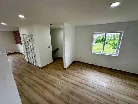 722 NW 6 Court Florida City FL 33034