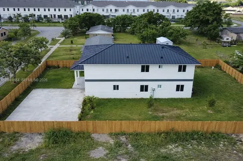 722 NW 6 Court Florida City FL 33034
