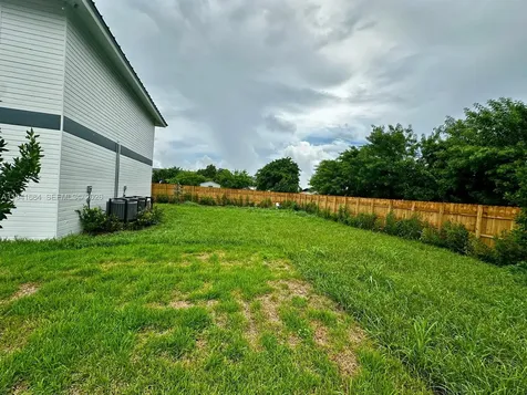 722 NW 6 Court Florida City FL 33034