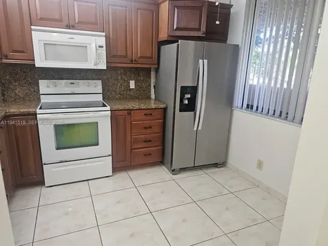 8592 W Sunrise Boulevard Plantation FL 33322