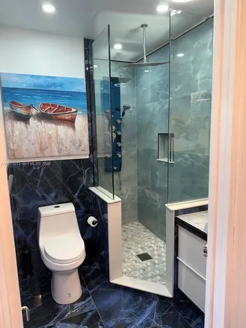 5121 W Oakland Park Boulevard Lauderdale Lakes FL 33313