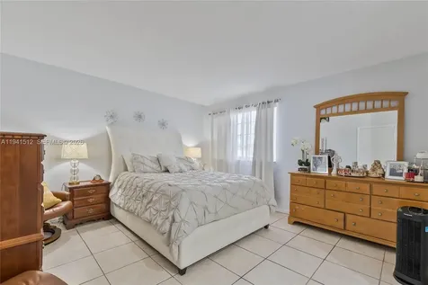 16256 SW 97th Street Miami FL 33196