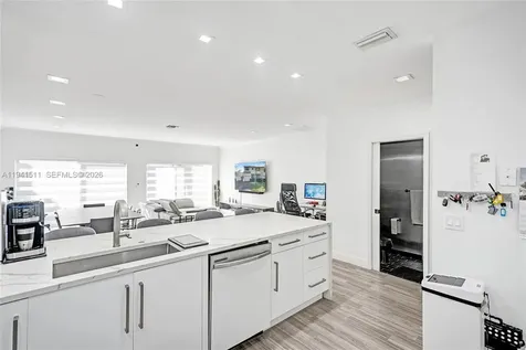 21150 Jib Court Aventura FL 33180