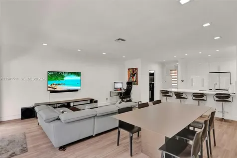 21150 Jib Court Aventura FL 33180
