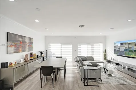 21150 Jib Court Aventura FL 33180