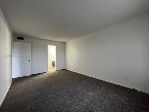 492 NW 165th Street Road Miami FL 33169