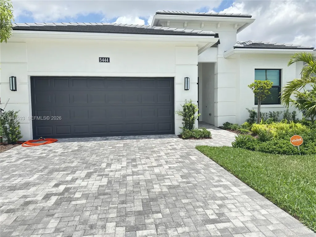 5444 SW Saint Armands Way Westlake FL 33470