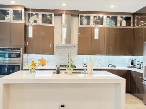 5444 SW Saint Armands Way Westlake FL 33470
