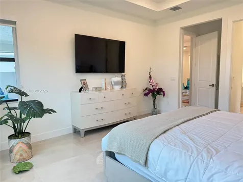 5444 SW Saint Armands Way Westlake FL 33470