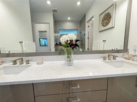 5444 SW Saint Armands Way Westlake FL 33470