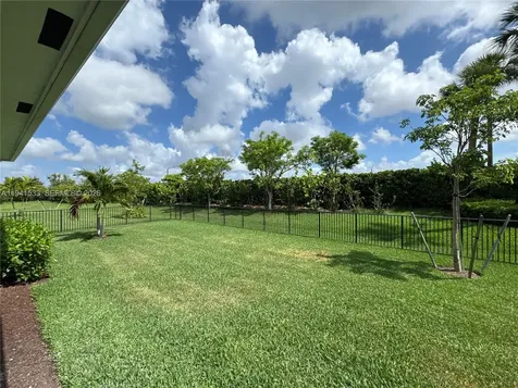 5444 SW Saint Armands Way Westlake FL 33470
