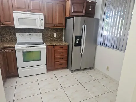 8592 W Sunrise Boulevard Plantation FL 33322