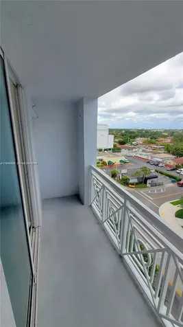 60 NW 37th Avenue Miami FL 33125