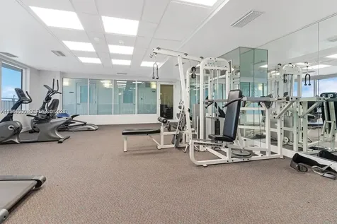 60 NW 37th Avenue Miami FL 33125