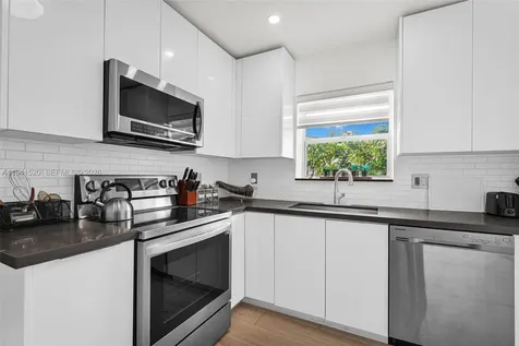 37 NW 47th Street Miami FL 33127