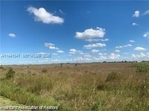 318TH NW Street Okeechobee FL 34972