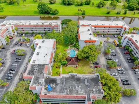 3581 Inverrary Drive Lauderhill FL 33319