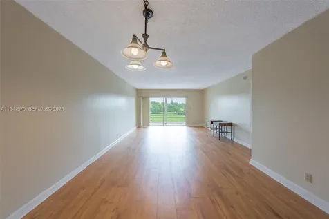 3581 Inverrary Drive Lauderhill FL 33319