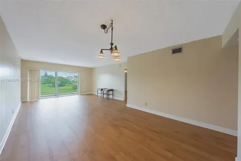 3581 Inverrary Drive Lauderhill FL 33319