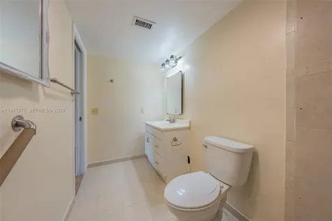 3581 Inverrary Drive Lauderhill FL 33319