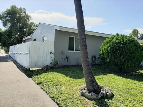 804 N 20th Court Hollywood FL 33020