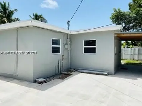 804 N 20th Court Hollywood FL 33020