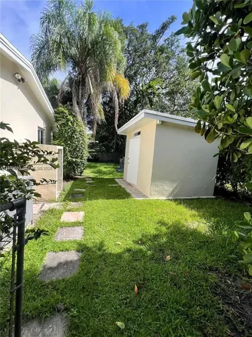 7350 SW 96th Street Pinecrest FL 33156