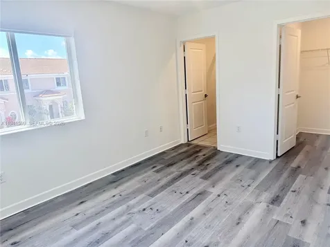2418 SE 10th Court Homestead FL 33035