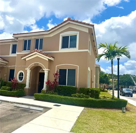 2418 SE 10th Court Homestead FL 33035