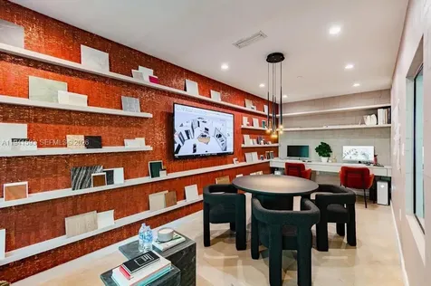 350 S Miami Avenue Miami FL 33130