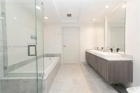801 S Miami Avenue Miami FL 33130