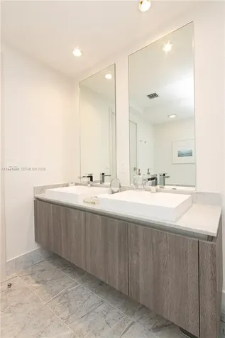 801 S Miami Avenue Miami FL 33130