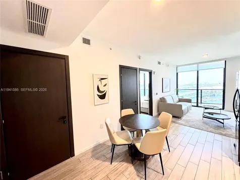 398 NE 5th Street Miami FL 33132
