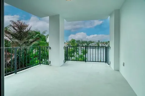 Miami Beach FL 33140