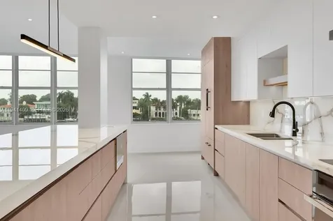 Miami Beach FL 33140