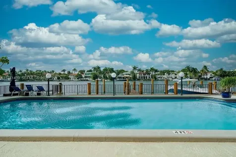 Miami Beach FL 33140
