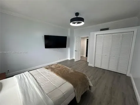 4001 S Ocean Drive Hollywood FL 33019